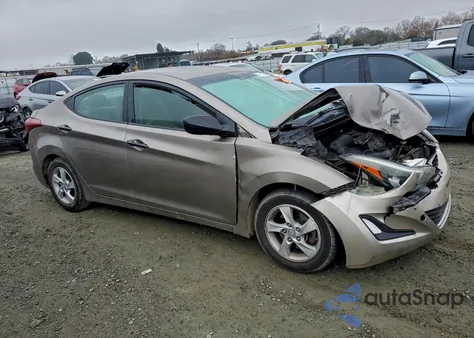 2015 Hyundai Elantra Se z USA, uszkodzony, nr VIN 5NPDH4AE6FH556787
